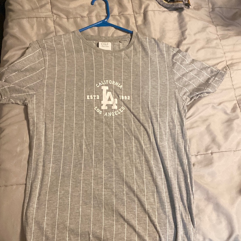 No stains or holes